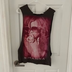 Rihanna concert T